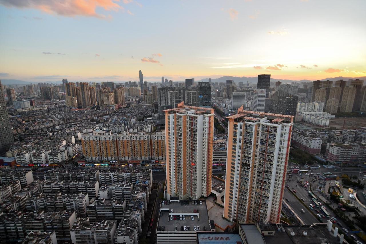 Kunming Hotel High Sky View Hotel Exterior foto